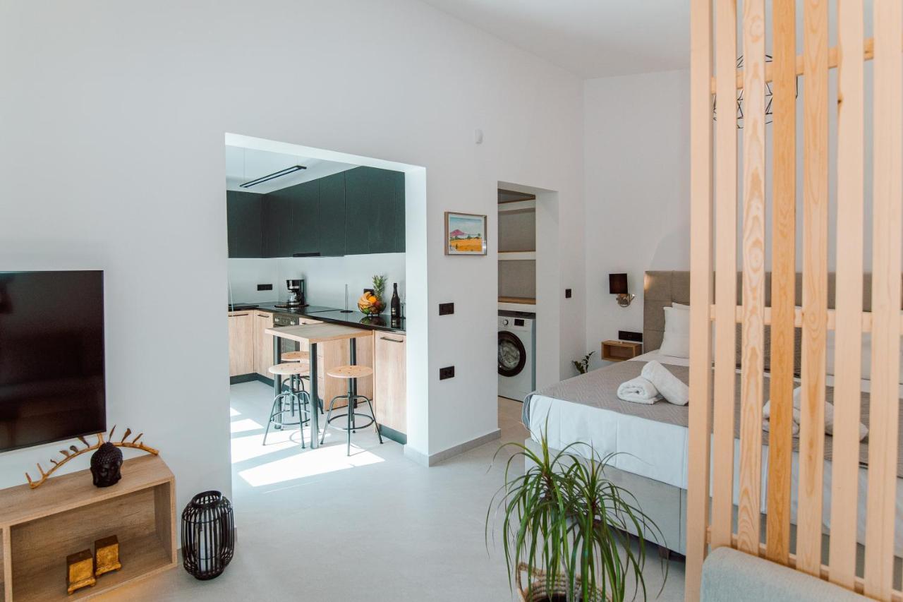 Andromahi Apartments Laganas Bagian luar foto